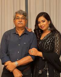 Shreya ghoshal with her father Bishwajit Ghoshal
