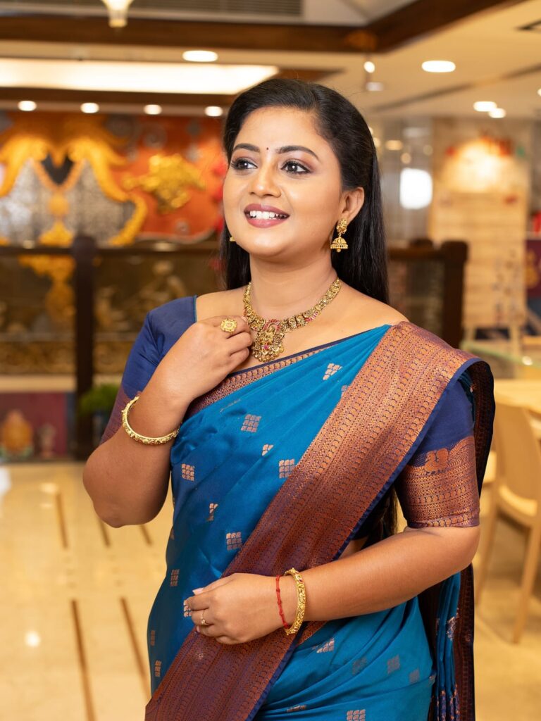 Gomathi Priya hd photos