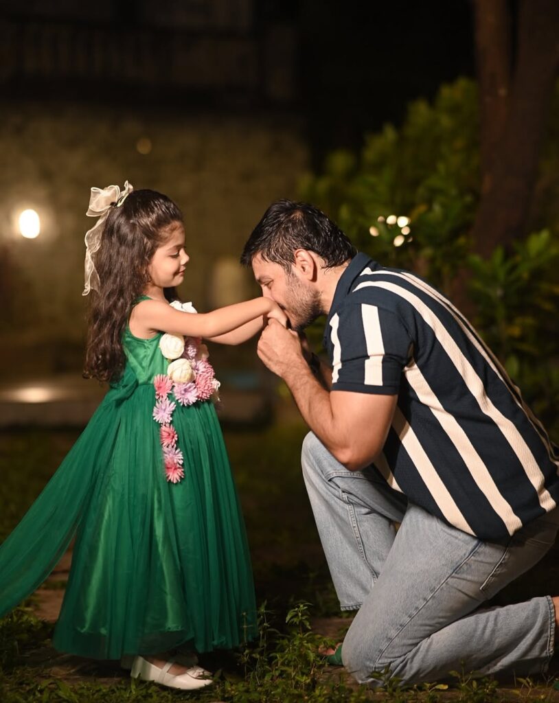 Ali Reza with daughter amaira