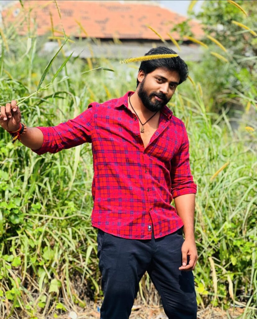 Mukesh Gowda hd photos